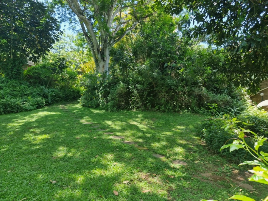 5 Bedroom Property for Sale in Umtentweni KwaZulu-Natal