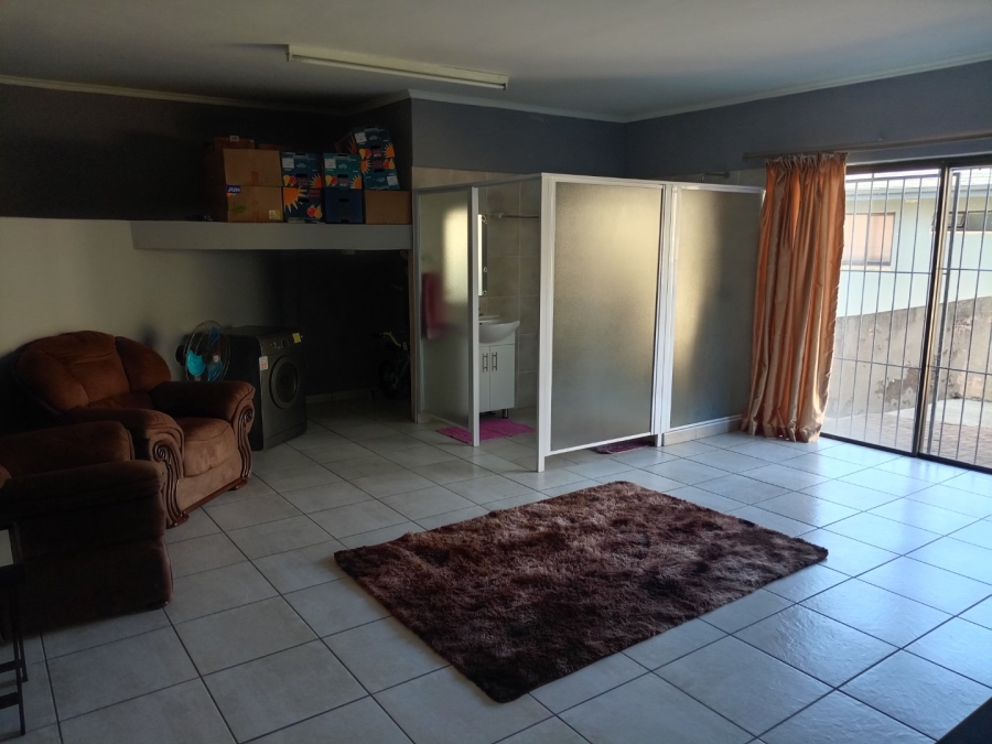 4 Bedroom Property for Sale in Shelly Beach KwaZulu-Natal