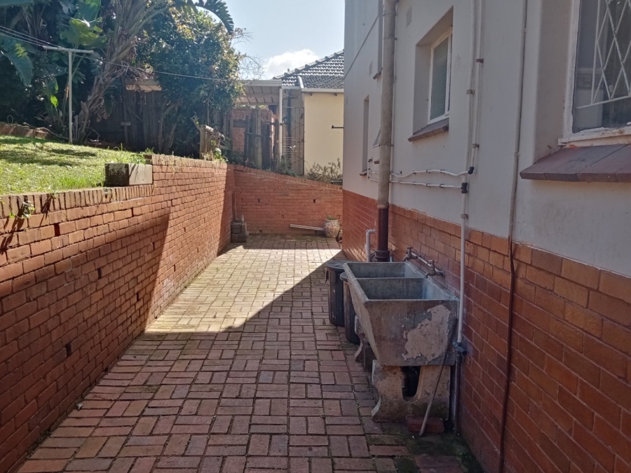 9 Bedroom Property for Sale in Umbilo KwaZulu-Natal