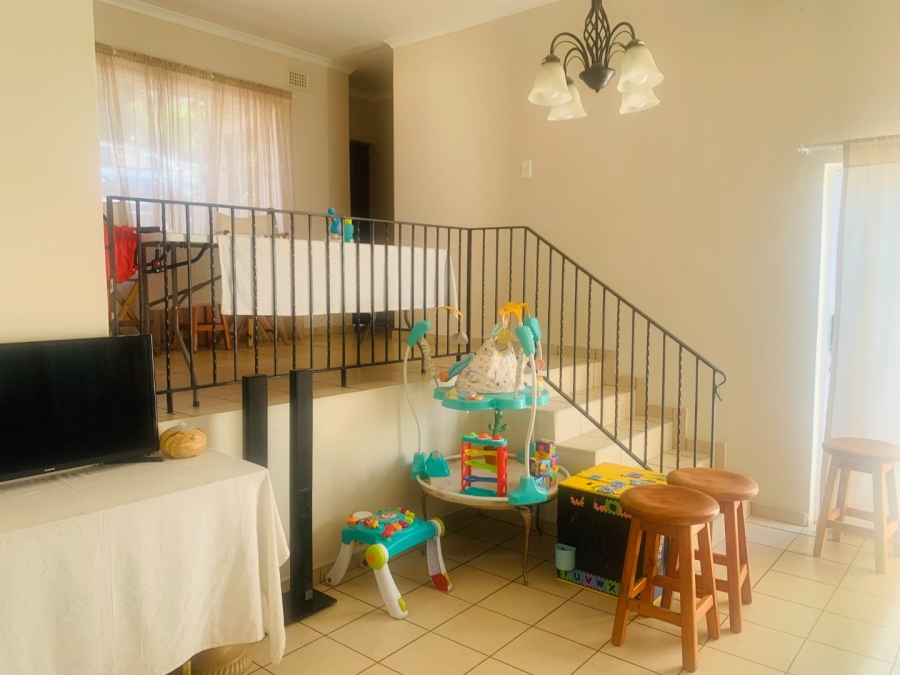 3 Bedroom Property for Sale in Waterfall KwaZulu-Natal