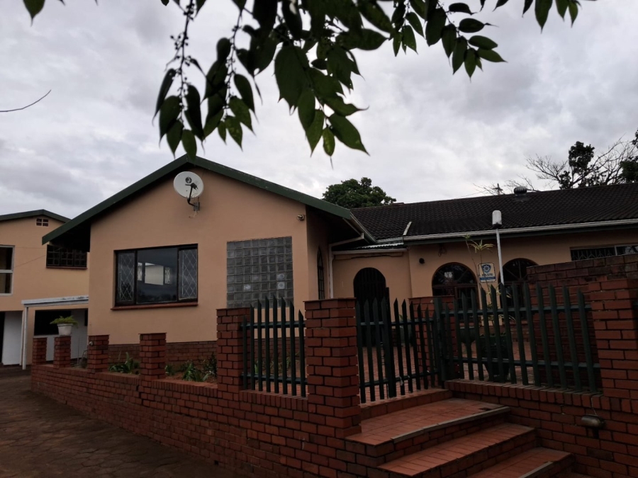 5 Bedroom Property for Sale in Bluff KwaZulu-Natal