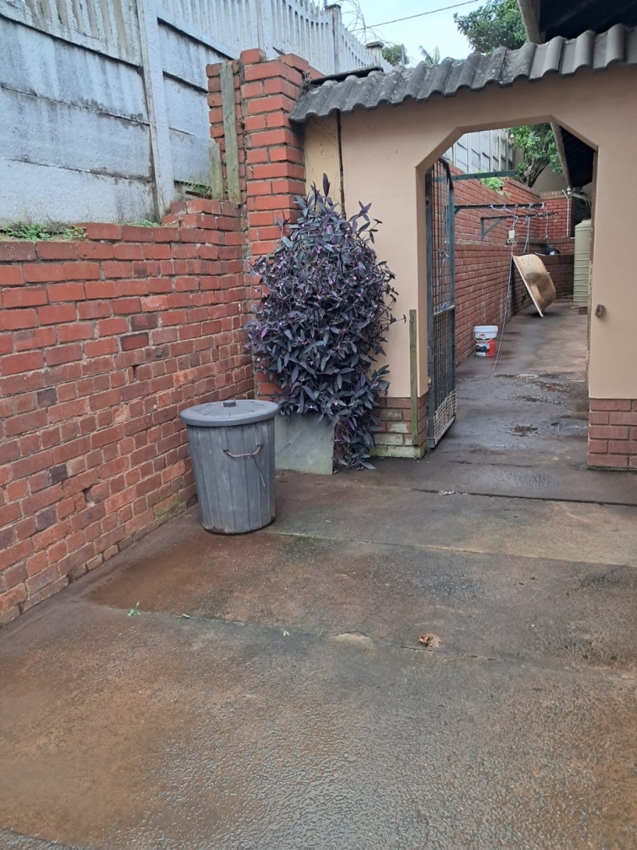 5 Bedroom Property for Sale in Bluff KwaZulu-Natal