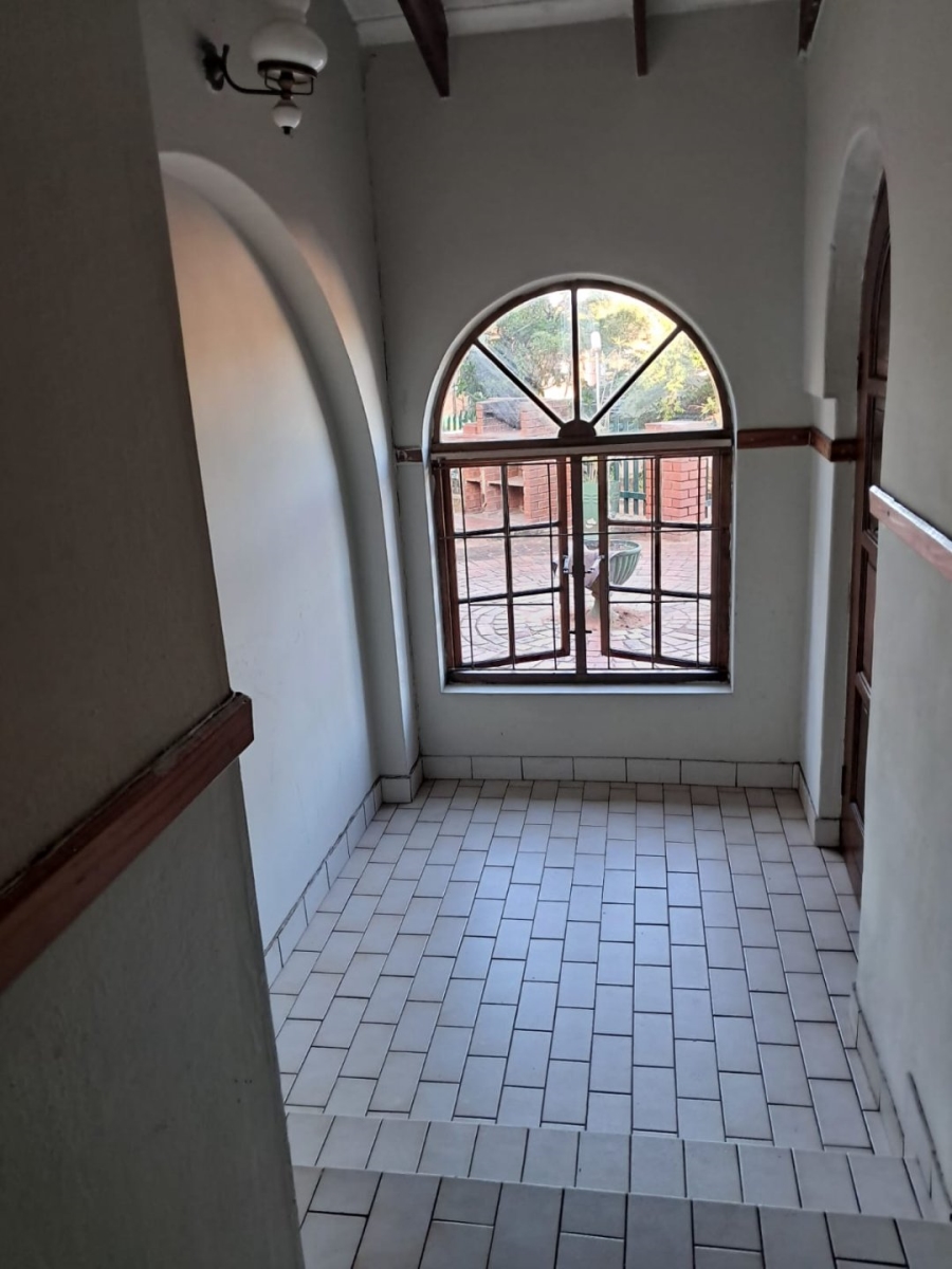 5 Bedroom Property for Sale in Bluff KwaZulu-Natal