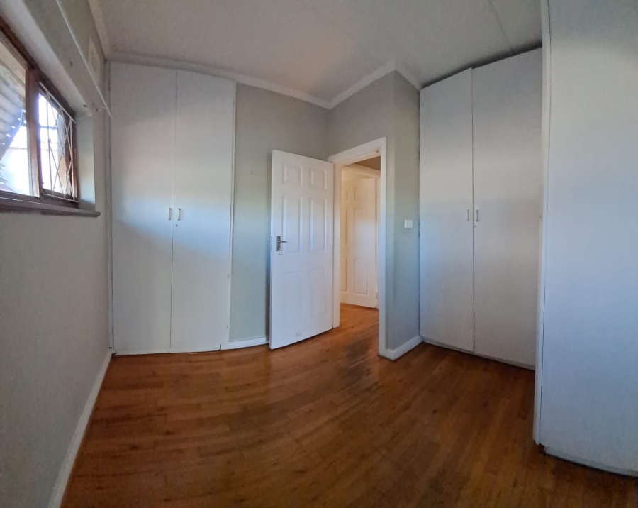 5 Bedroom Property for Sale in Bluff KwaZulu-Natal