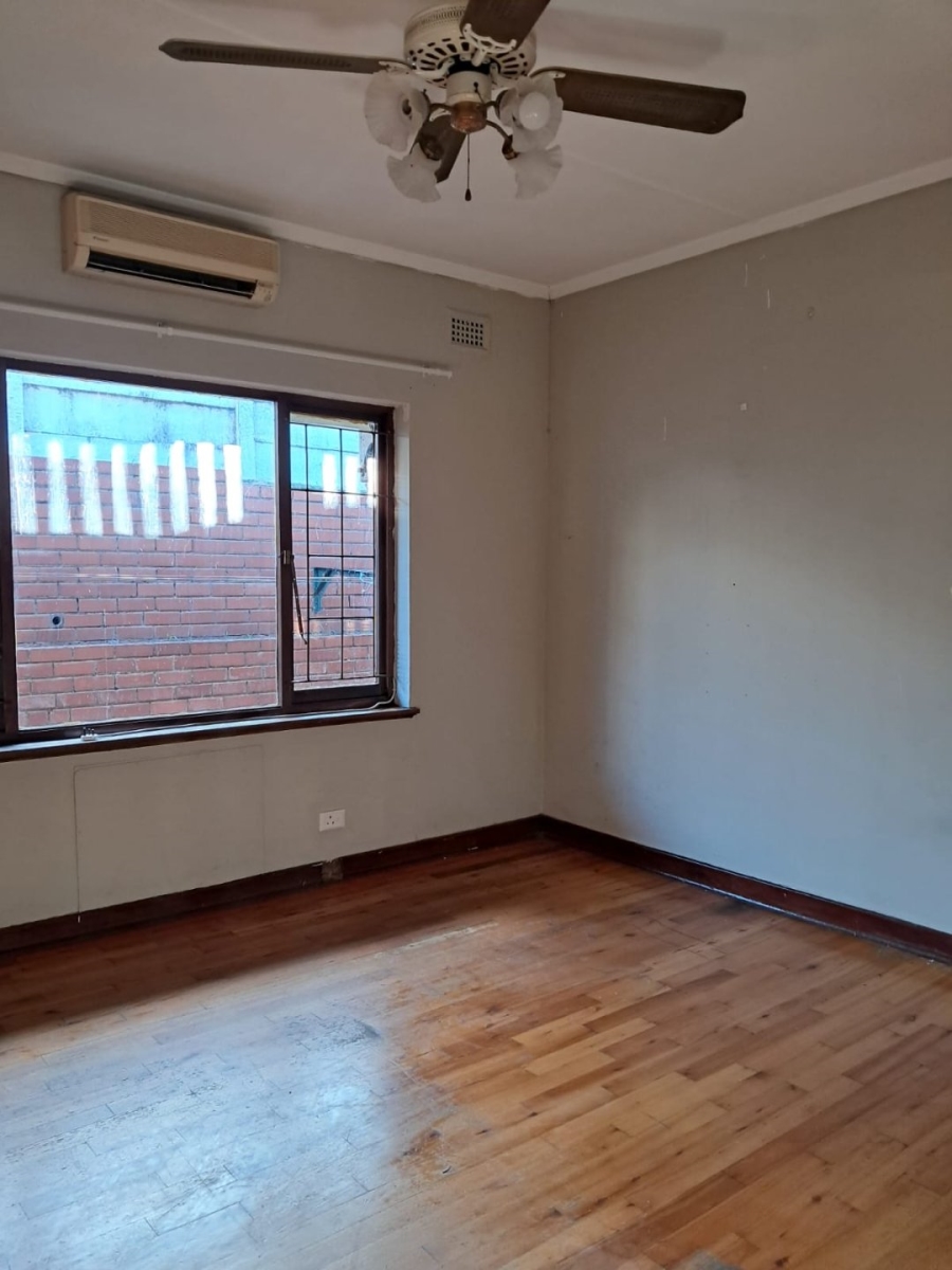 5 Bedroom Property for Sale in Bluff KwaZulu-Natal