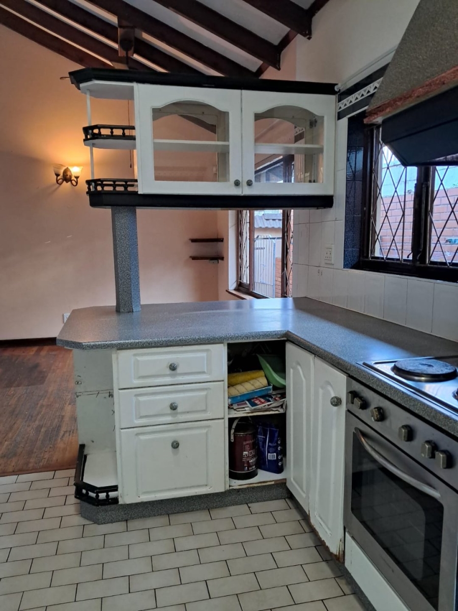 5 Bedroom Property for Sale in Bluff KwaZulu-Natal