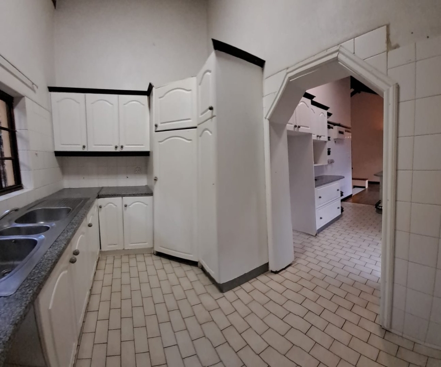 5 Bedroom Property for Sale in Bluff KwaZulu-Natal