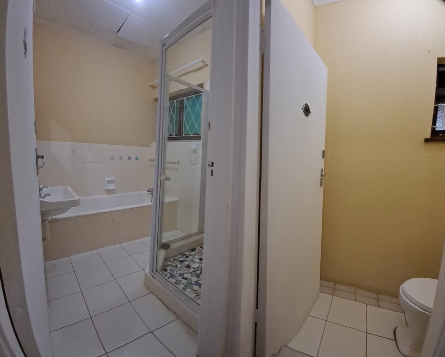 5 Bedroom Property for Sale in Bluff KwaZulu-Natal