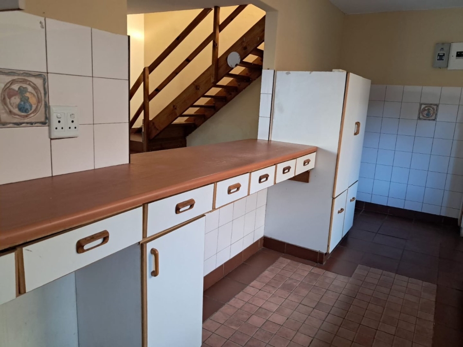 5 Bedroom Property for Sale in Bluff KwaZulu-Natal