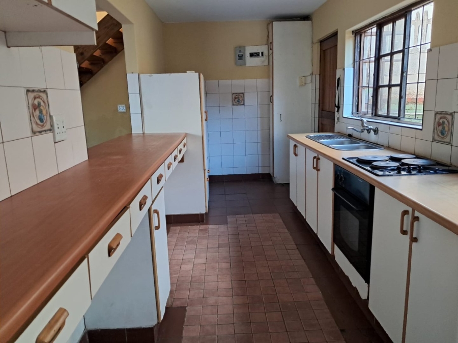 5 Bedroom Property for Sale in Bluff KwaZulu-Natal