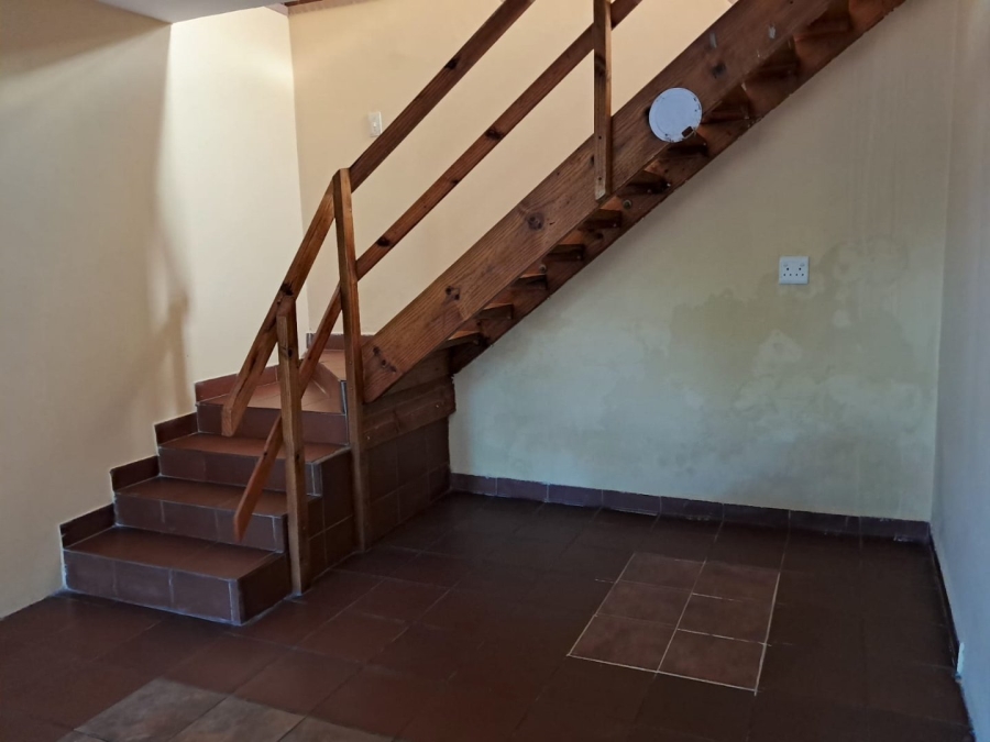 5 Bedroom Property for Sale in Bluff KwaZulu-Natal