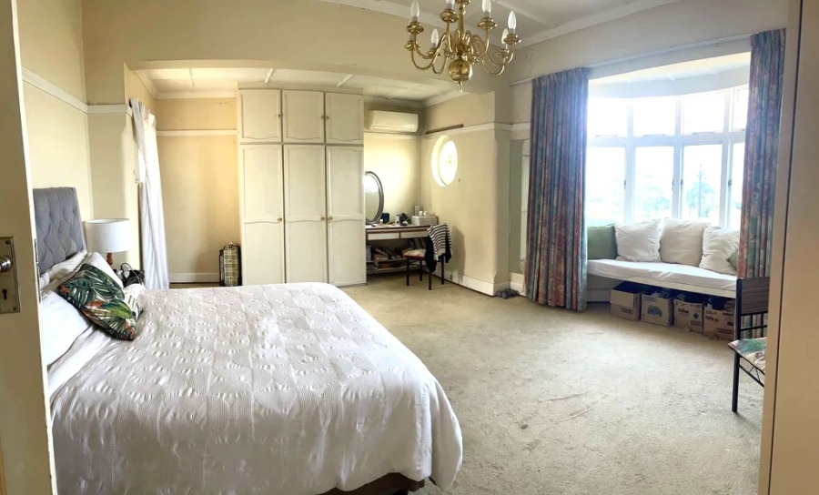 4 Bedroom Property for Sale in Glenwood KwaZulu-Natal