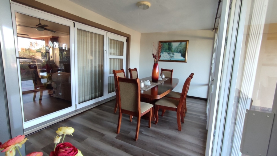 2 Bedroom Property for Sale in Southport KwaZulu-Natal