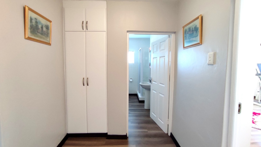 2 Bedroom Property for Sale in Southport KwaZulu-Natal