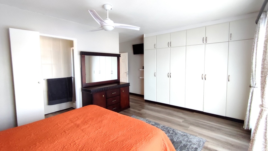 2 Bedroom Property for Sale in Southport KwaZulu-Natal