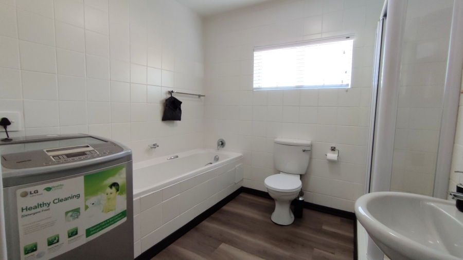 2 Bedroom Property for Sale in Southport KwaZulu-Natal