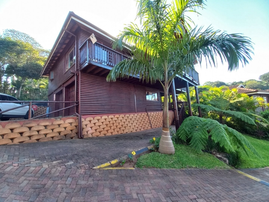 5 Bedroom Property for Sale in Southport KwaZulu-Natal