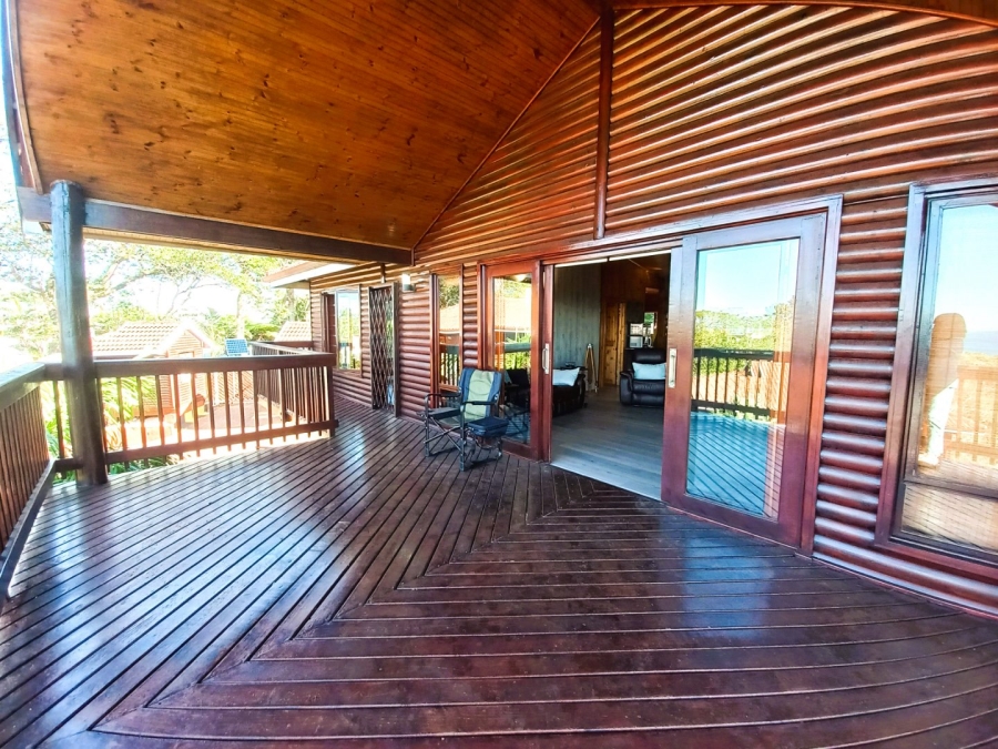 5 Bedroom Property for Sale in Southport KwaZulu-Natal