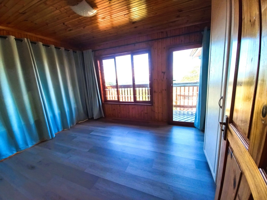 5 Bedroom Property for Sale in Southport KwaZulu-Natal