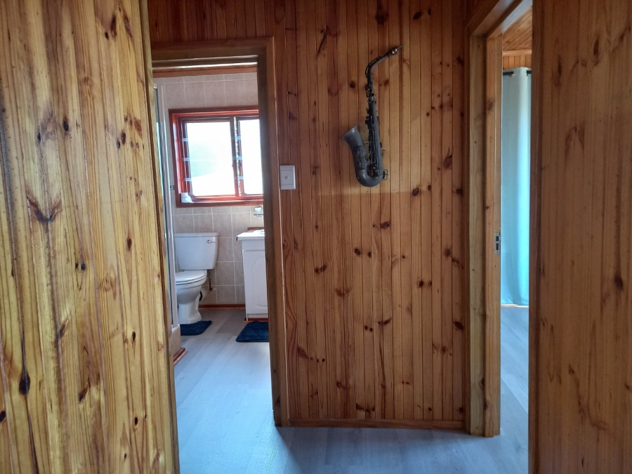 5 Bedroom Property for Sale in Southport KwaZulu-Natal