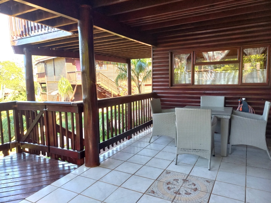 5 Bedroom Property for Sale in Southport KwaZulu-Natal