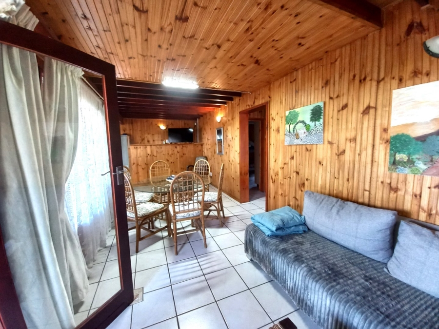 5 Bedroom Property for Sale in Southport KwaZulu-Natal