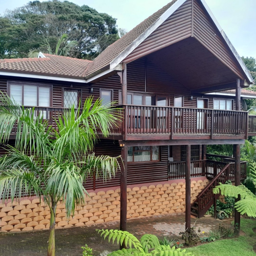 5 Bedroom Property for Sale in Southport KwaZulu-Natal