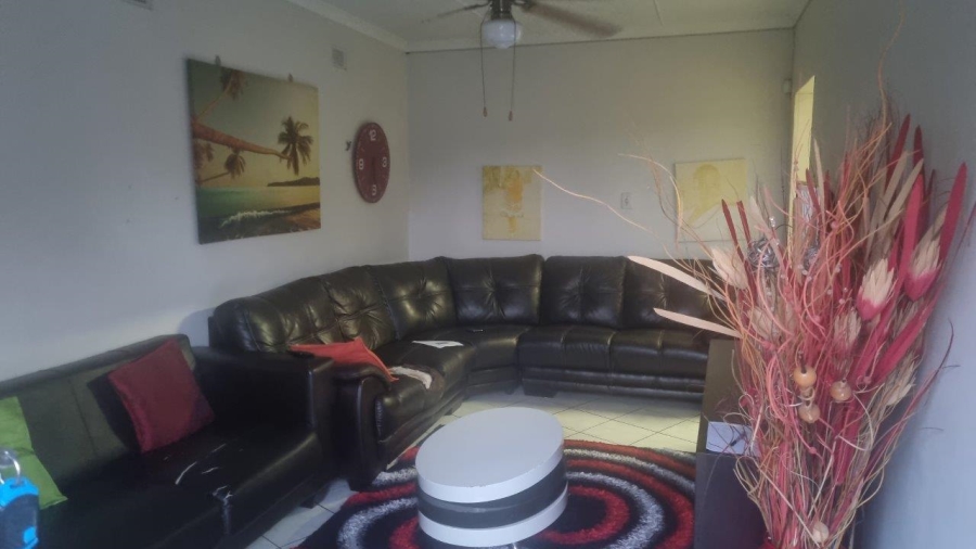 3 Bedroom Property for Sale in Southport KwaZulu-Natal