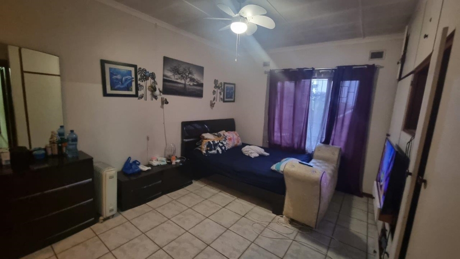 3 Bedroom Property for Sale in Southport KwaZulu-Natal