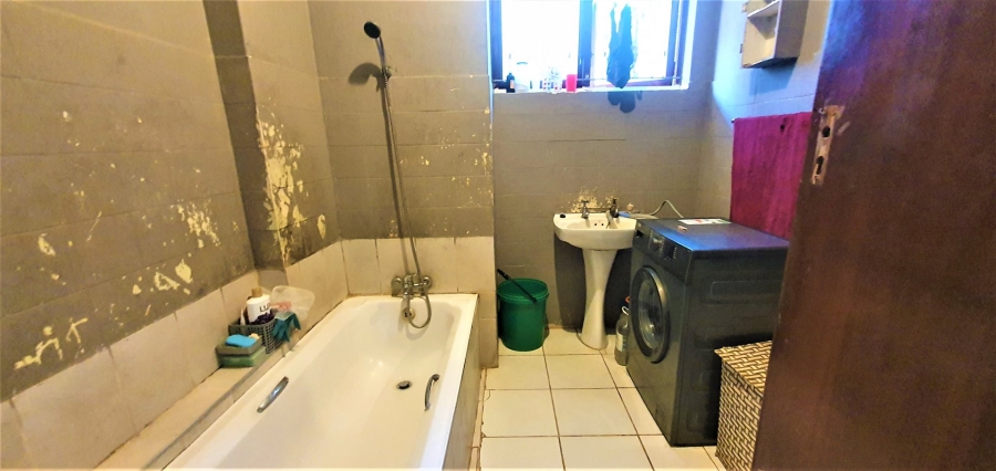 2 Bedroom Property for Sale in Port Shepstone KwaZulu-Natal