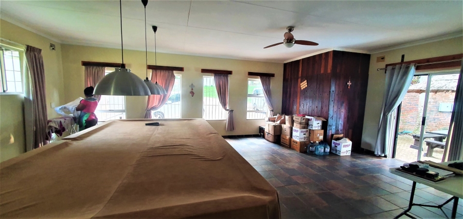 4 Bedroom Property for Sale in Umtentweni KwaZulu-Natal