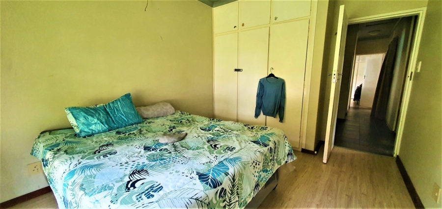 4 Bedroom Property for Sale in Umtentweni KwaZulu-Natal