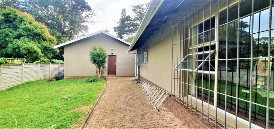 4 Bedroom Property for Sale in Umtentweni KwaZulu-Natal