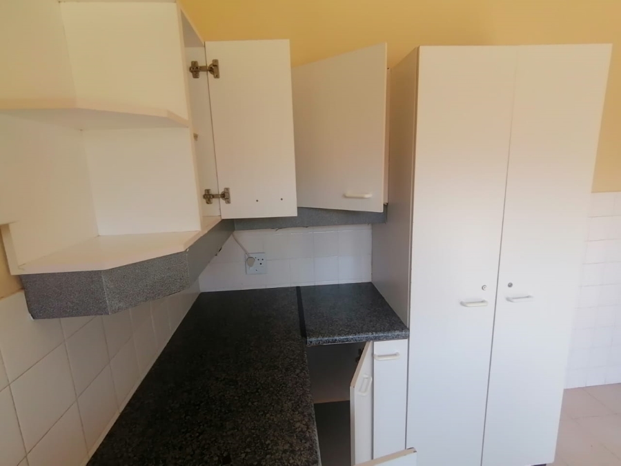 2 Bedroom Property for Sale in St Michaels On Sea KwaZulu-Natal