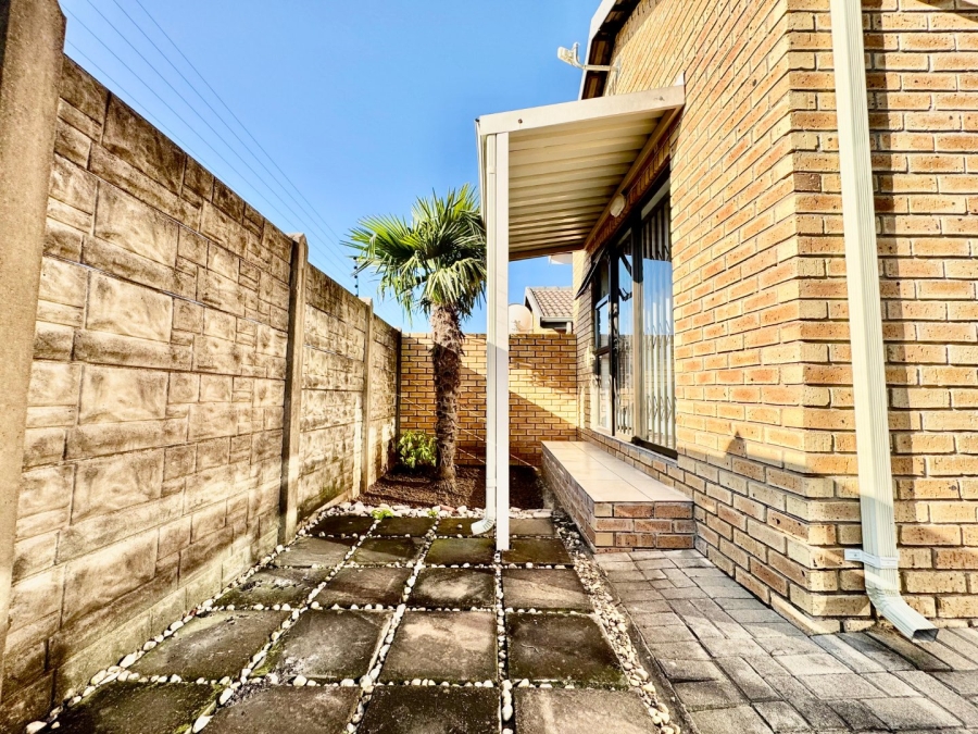 3 Bedroom Property for Sale in Pioneer Park KwaZulu-Natal