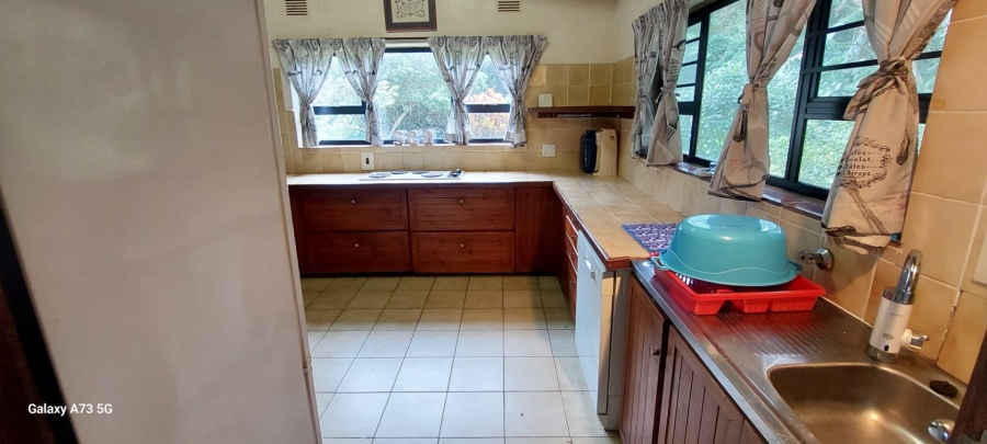 5 Bedroom Property for Sale in Bazley Beach KwaZulu-Natal