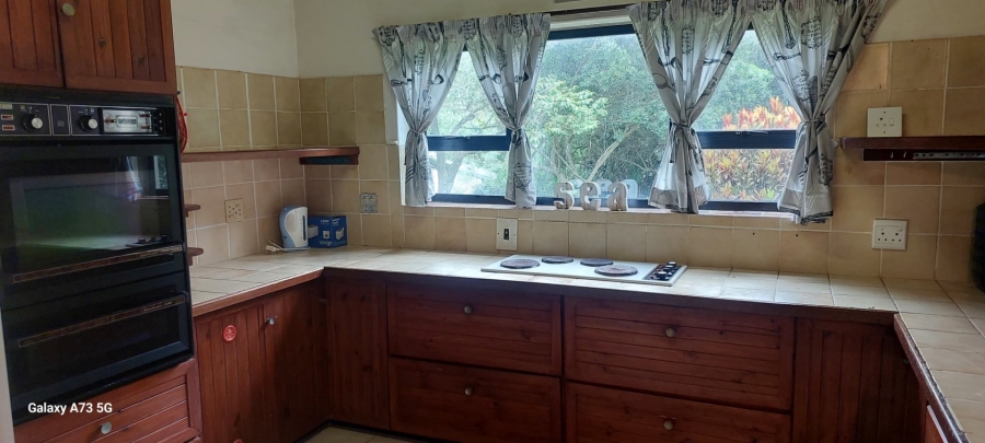 5 Bedroom Property for Sale in Bazley Beach KwaZulu-Natal
