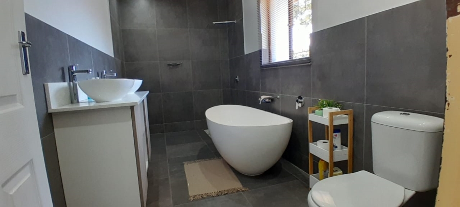 3 Bedroom Property for Sale in Oslo Beach KwaZulu-Natal
