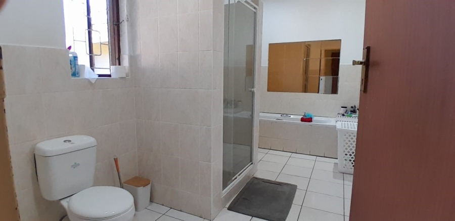3 Bedroom Property for Sale in Oslo Beach KwaZulu-Natal