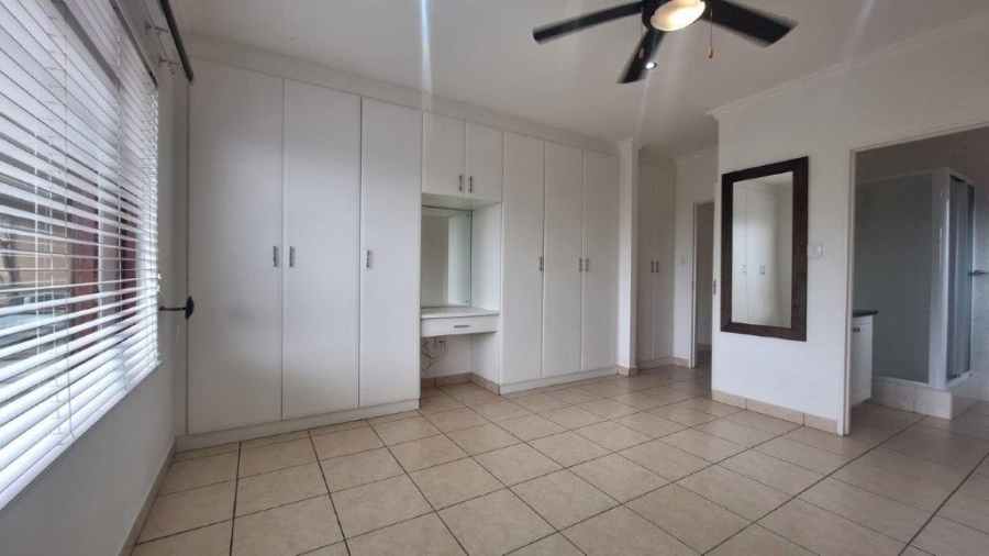 4 Bedroom Property for Sale in St Michaels On Sea KwaZulu-Natal