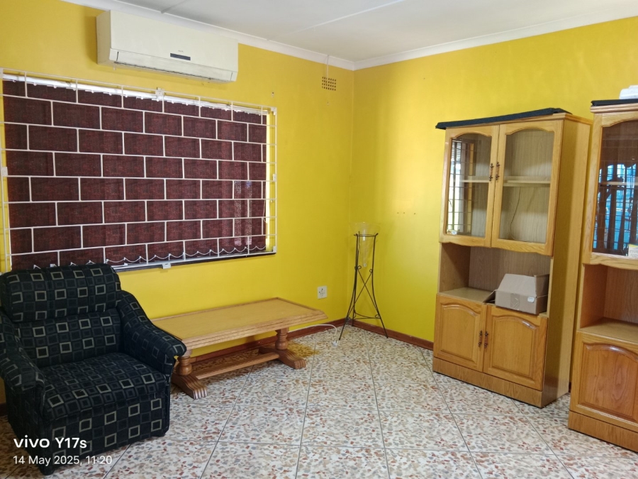 3 Bedroom Property for Sale in Raisethorpe KwaZulu-Natal