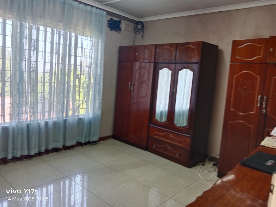 3 Bedroom Property for Sale in Raisethorpe KwaZulu-Natal