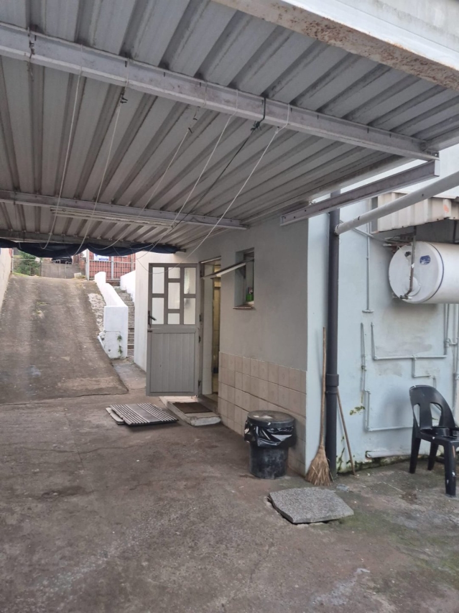 2 Bedroom Property for Sale in Wentworth KwaZulu-Natal