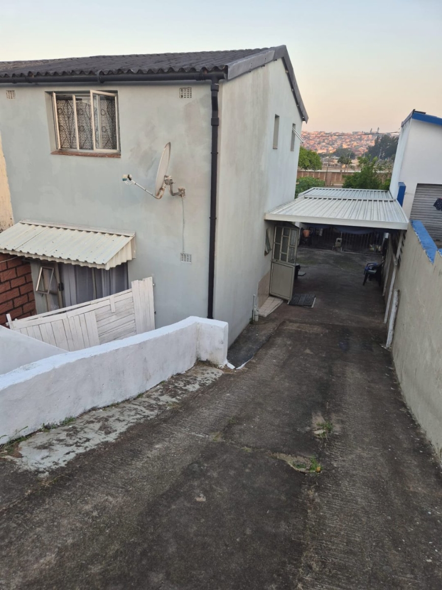 2 Bedroom Property for Sale in Wentworth KwaZulu-Natal