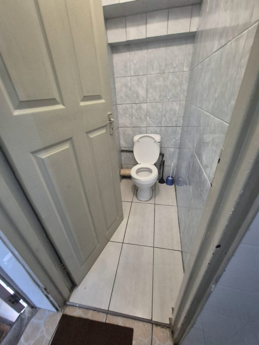 2 Bedroom Property for Sale in Wentworth KwaZulu-Natal