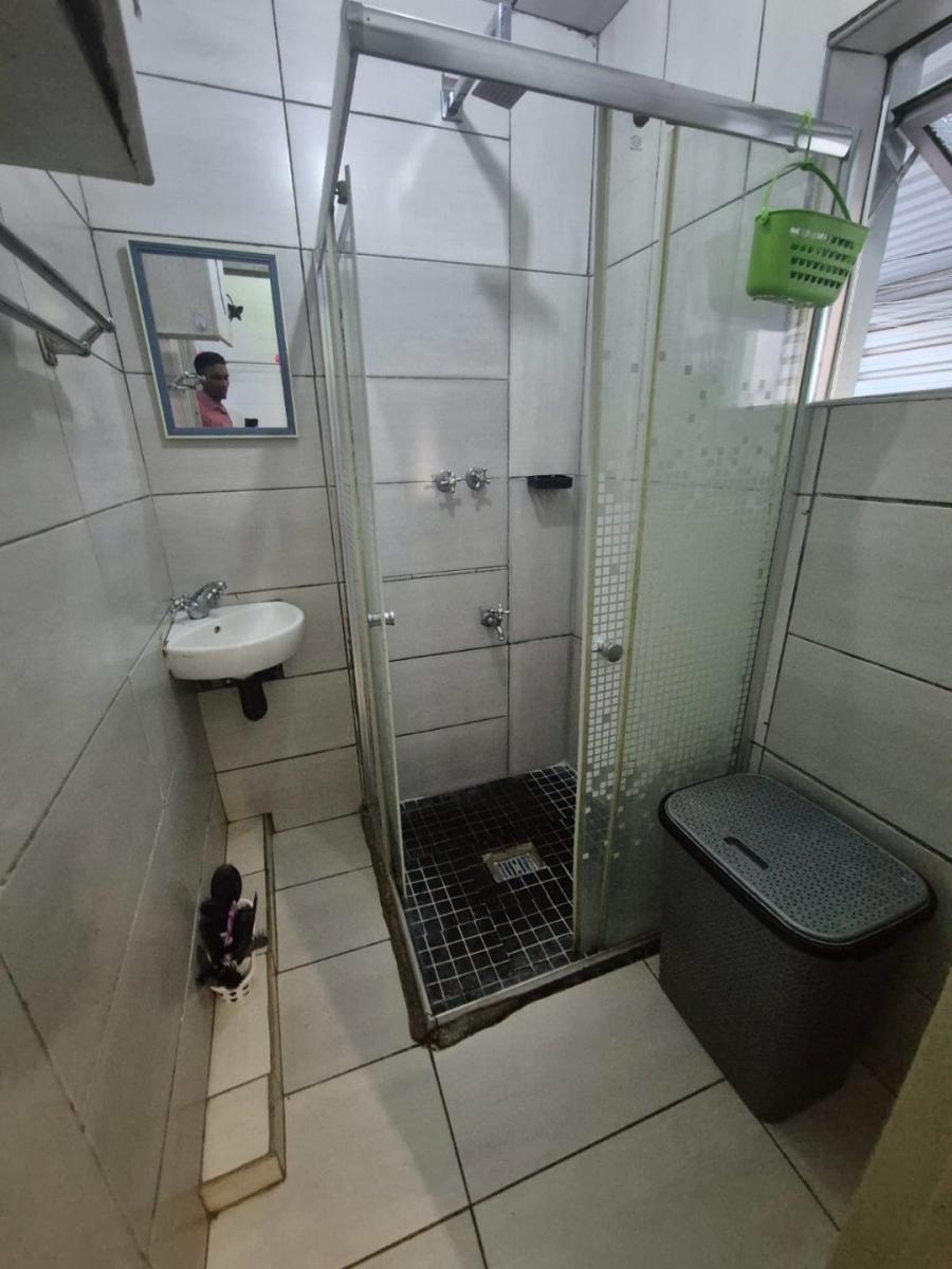 2 Bedroom Property for Sale in Wentworth KwaZulu-Natal
