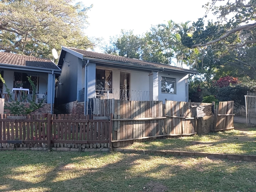 8 Bedroom Property for Sale in Margate KwaZulu-Natal
