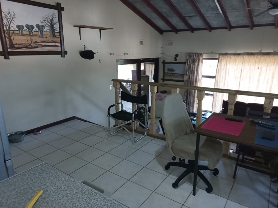 8 Bedroom Property for Sale in Margate KwaZulu-Natal