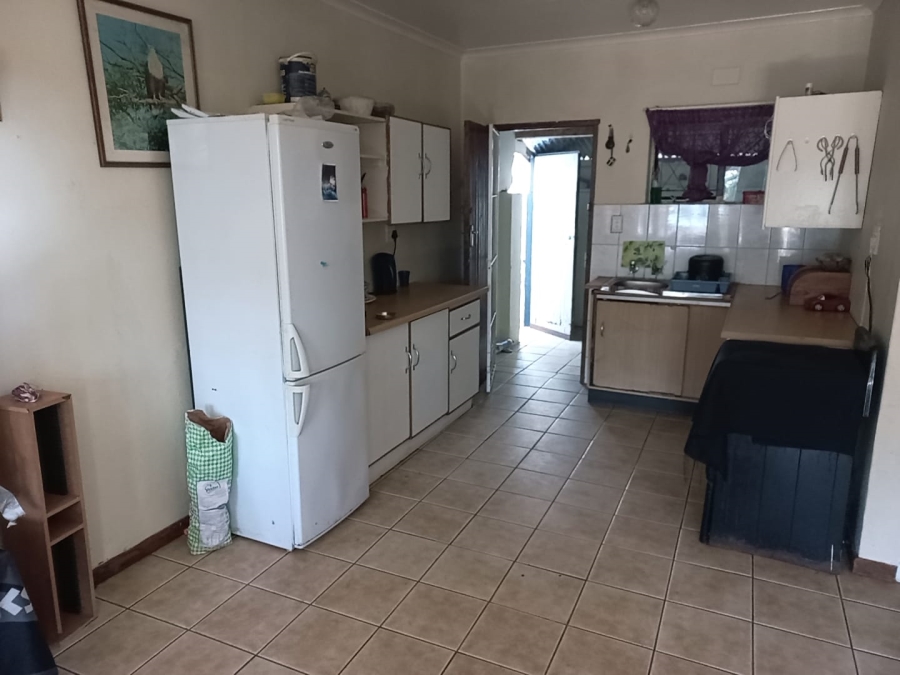 8 Bedroom Property for Sale in Margate KwaZulu-Natal