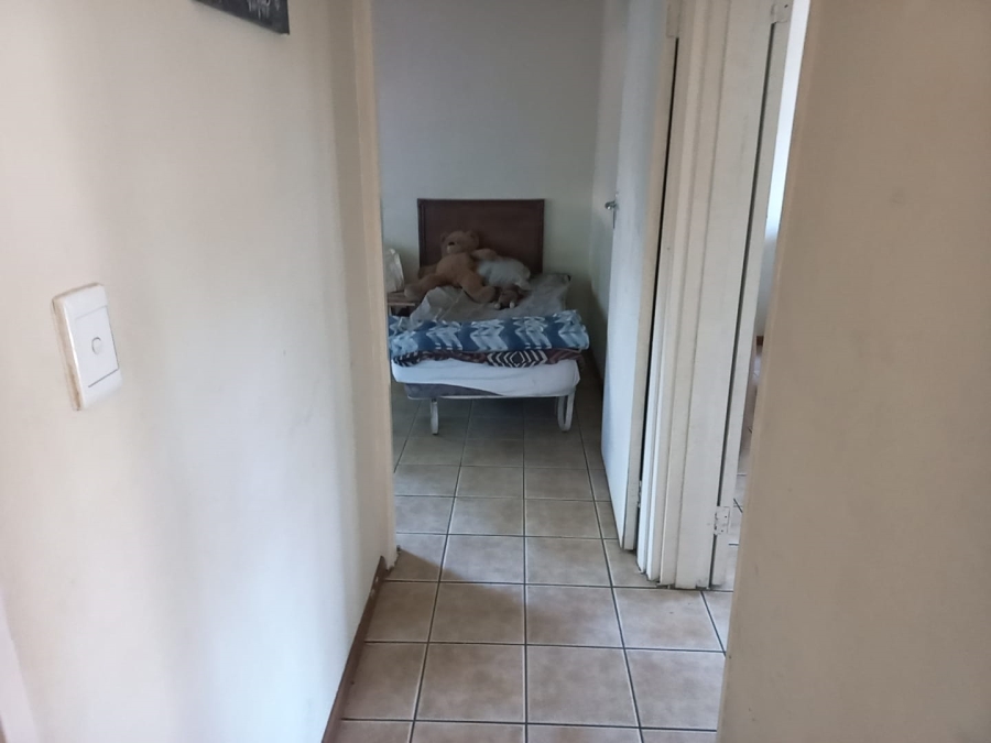 8 Bedroom Property for Sale in Margate KwaZulu-Natal